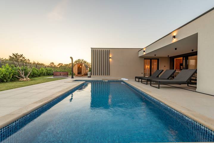 Villa D ZadarVillas in Poličnik, Zadar
