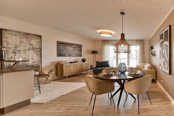Ferienwohnung für 2 Personen, mit Balkon und Terrasse sowie Garten und Seeblick in Petersberg