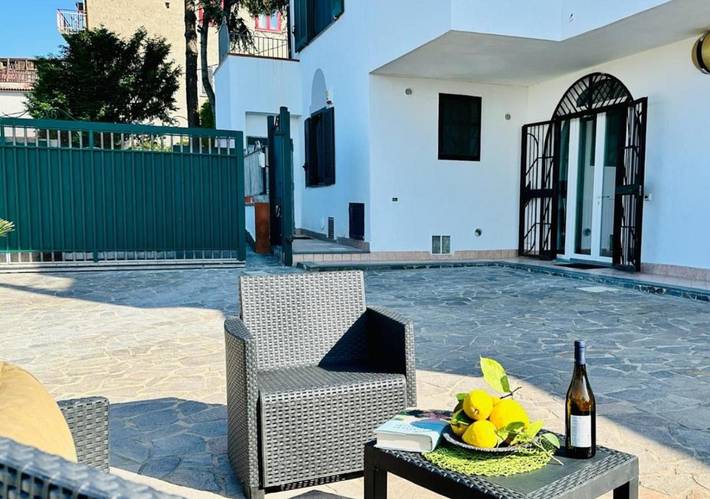 Appartamento per 6 persone, con Balcone e Terrazza nonché Vista lago e Panorama a Monte di Procida
