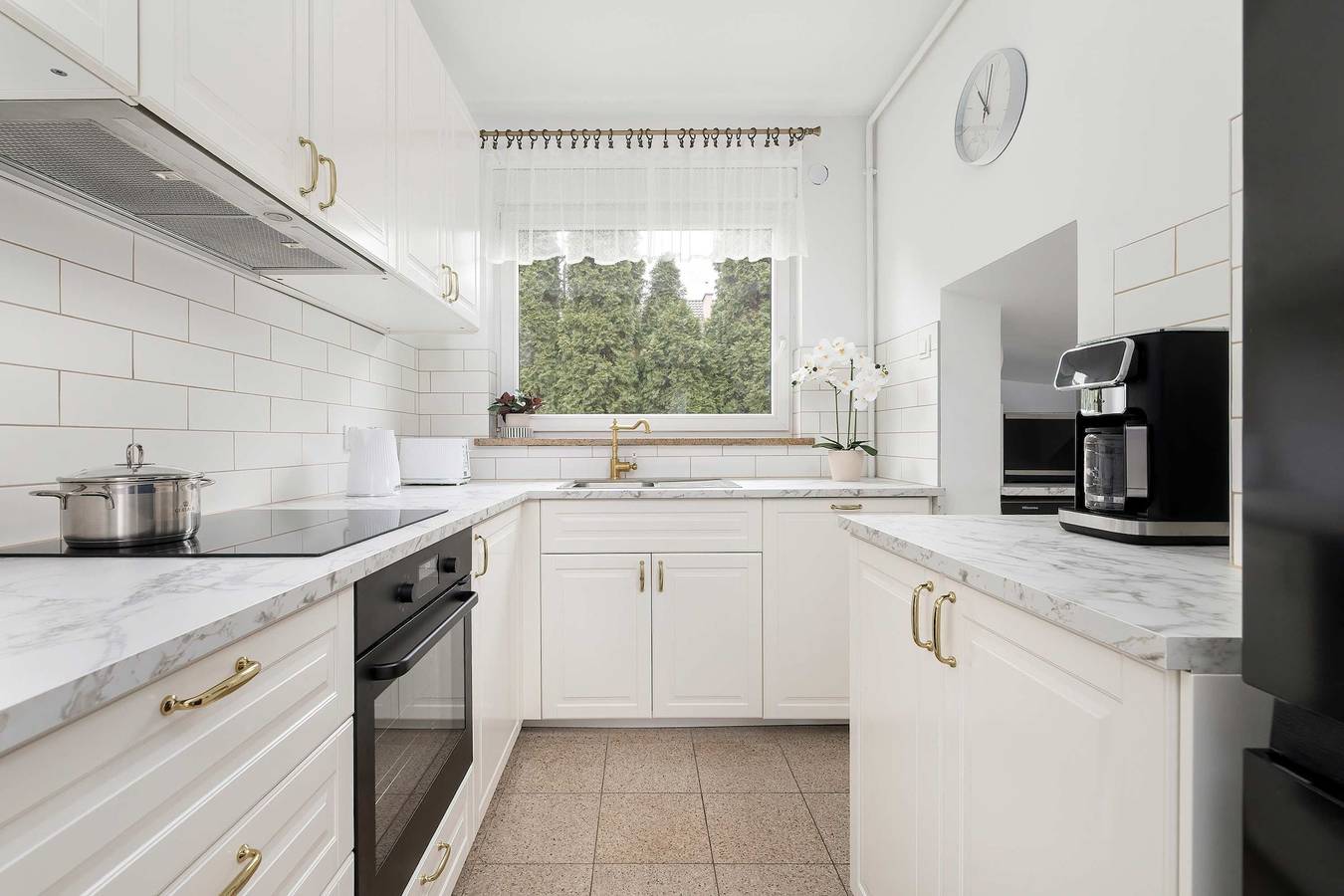 S pia 44I Katowice Cozy House Garden Remote Work 3 Bedrooms Air Conditioning in Katowice, Silésie