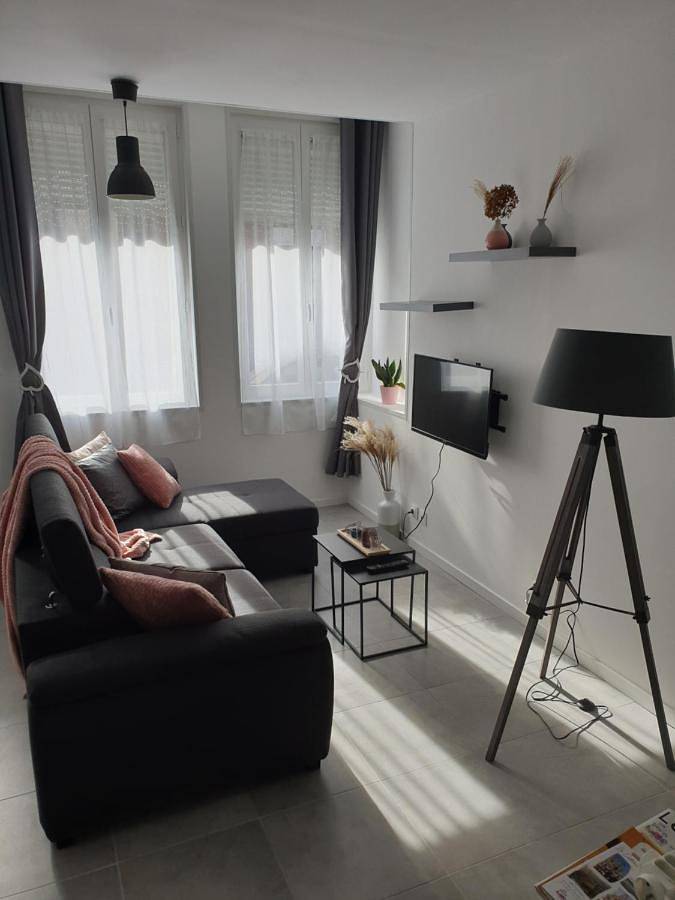 Gîte pour 6 personnes, avec terrasse dans Le Cateau-Cambrésis
