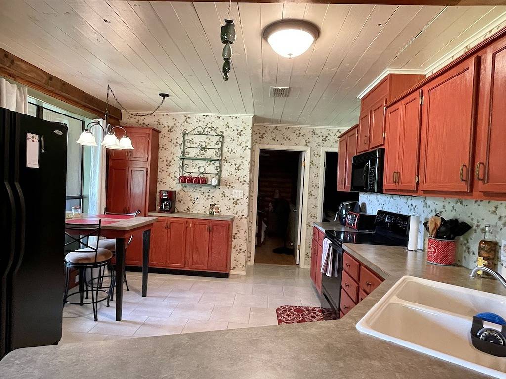 Cabin On The Lake in Toledo Bend Reservoir