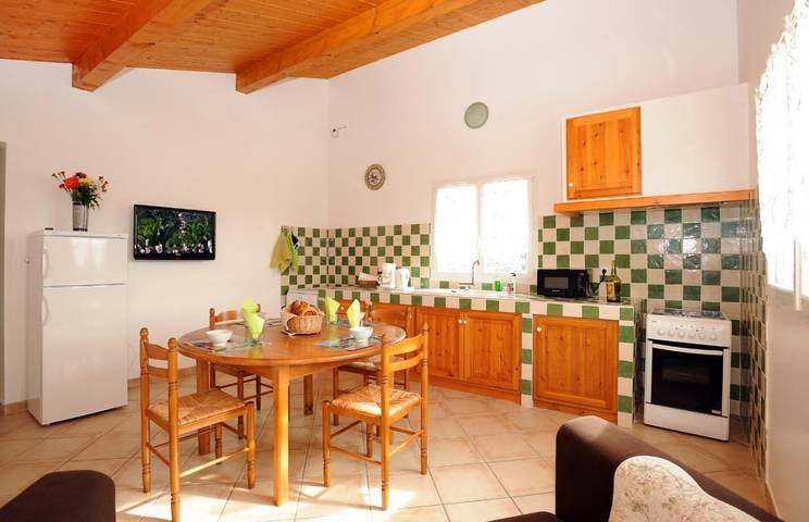 Gîte pour 4 personnes, avec terrasse à Thuir - 2