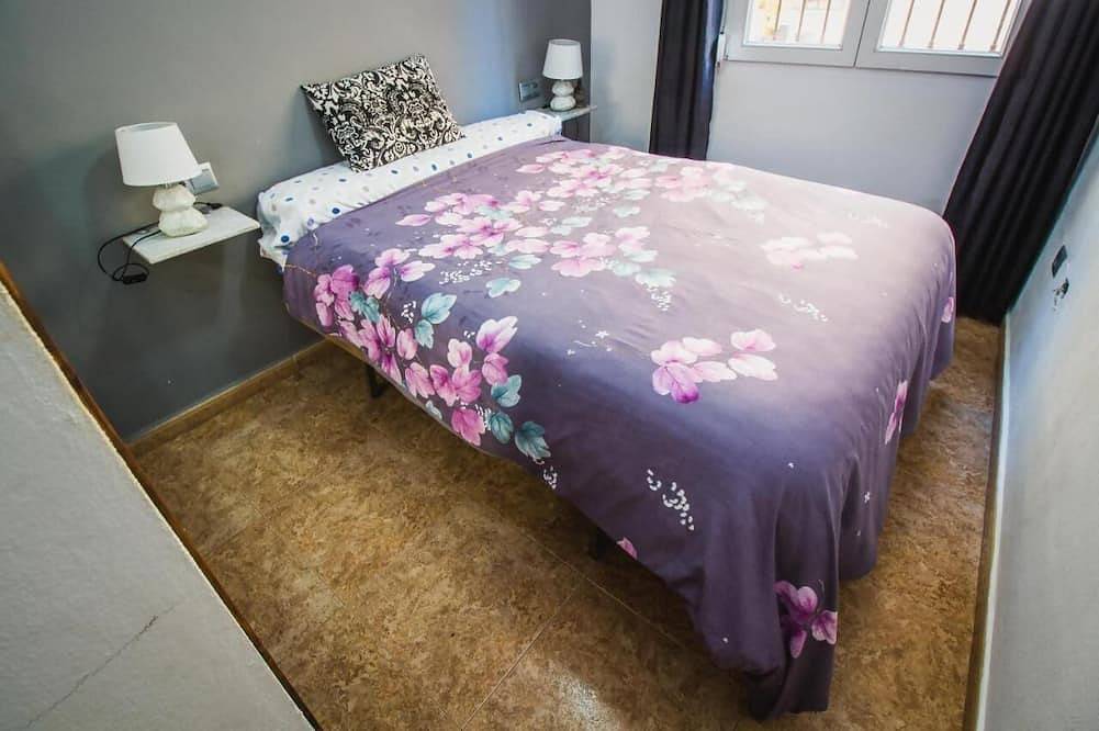 Apartamento entero, Casa Eli \"Casa Marenga\" A 50m de playa in Playa de Torre del Mar, Torre del Mar