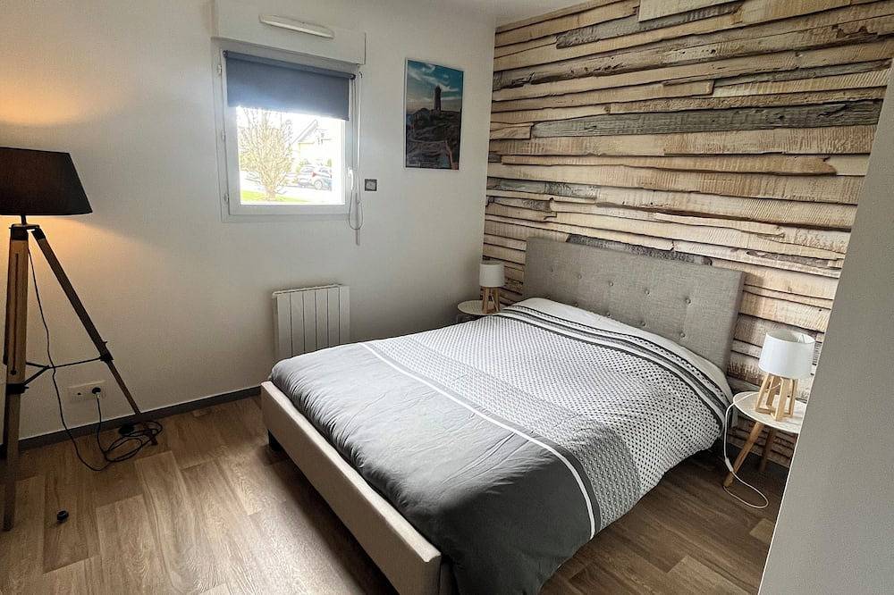 Entire apartment, Beautiful apartment close to the sea in Plestin-les-Grèves, Ceinture Dorée