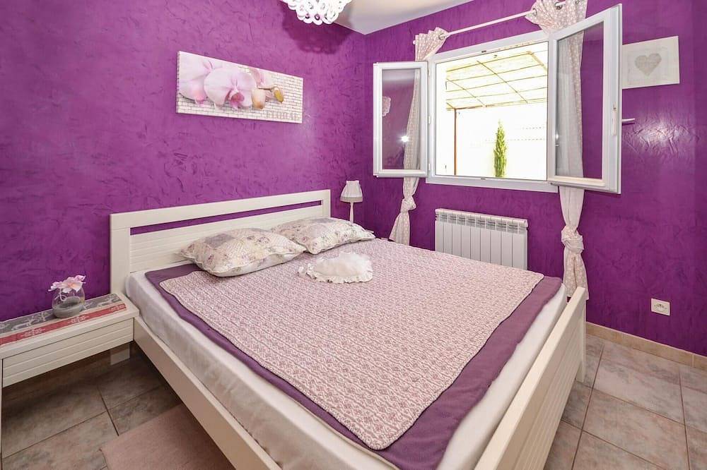 Beautiful home in Maubec in Maubec, Parc naturel régional du Luberon