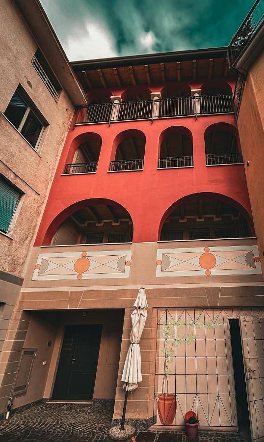 Gîte pour 5 personnes, avec vue ainsi que balcon et vue sur le lac à Monasterolo del Castello - 2
