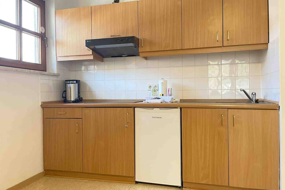 Ganze Wohnung, Moderne Monteurwohnung mit Balkon in Stamsried, Ostbayern