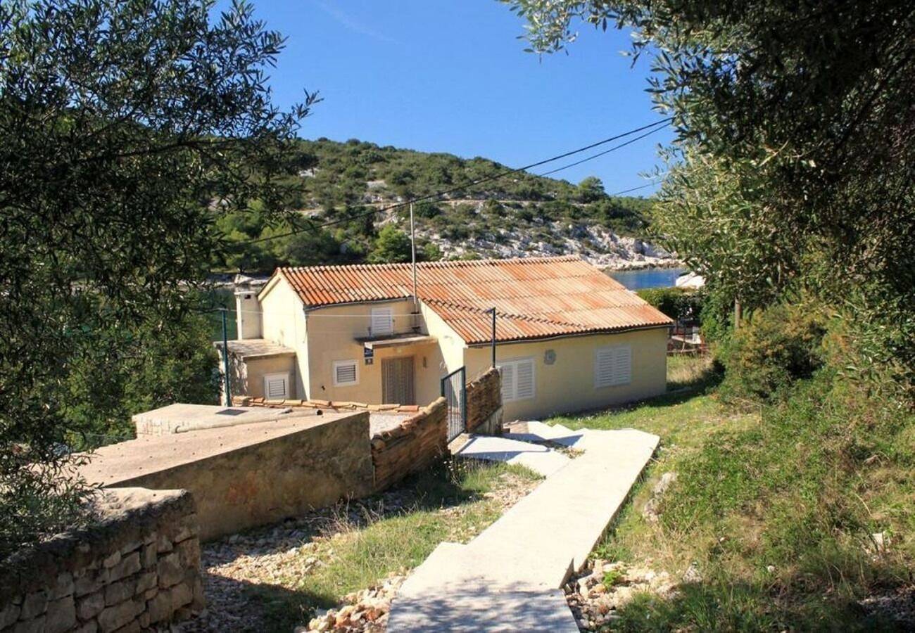 Ganze Wohnung, Apartments Roki in Vis Stadt, Vis