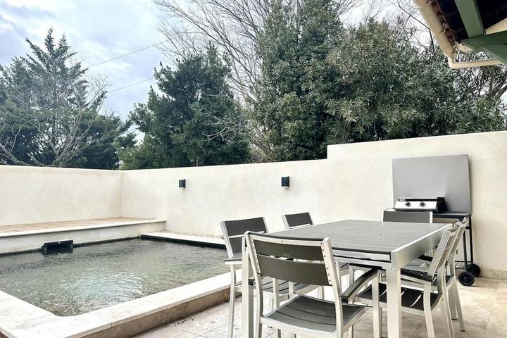Location de vacances pour 7 personnes, avec piscine et jardin à Entraigues-sur-la-Sorgue - 4