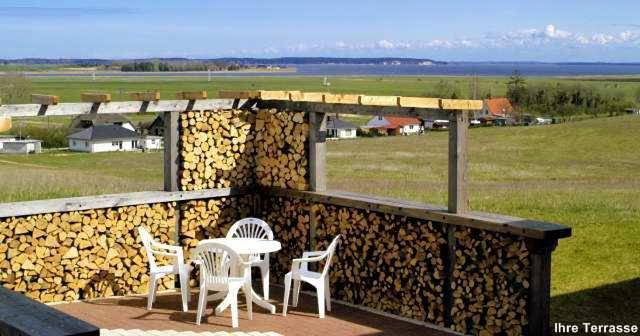 Ferienwohnung für 2 Personen, mit Terrasse und Ausblick in Wolgast - 2