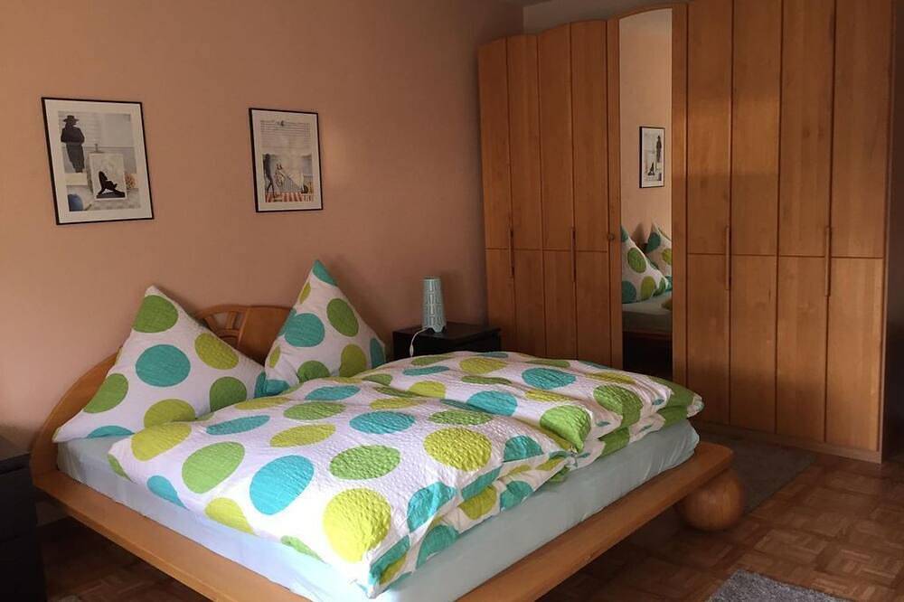 Ganze Wohnung, Ferienwohnung Saarblick - Ferienwohnung in Ockfen, Landkreis Trier-Saarburg