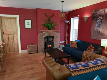 Log Cabin for 4 People in Kent Downs, Photo 3