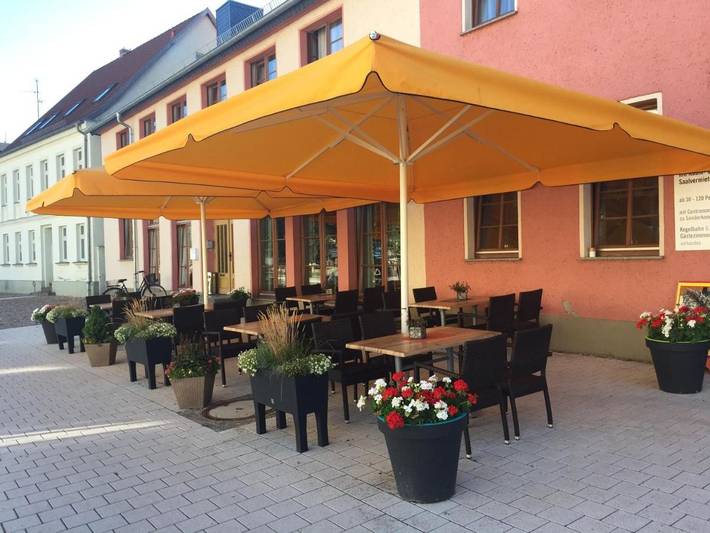 Hotel für 3 Personen, mit Terrasse und Garten in Perleberg