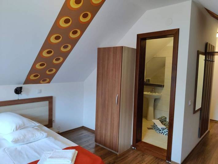 Maison d’hôte pour 2 personnes, avec jardin ainsi que sauna et jacuzzi dans Mureș - 2