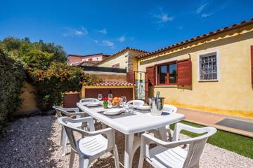 Holiday Rental for 4 People in Pittulongu, Olbia, Photo 1