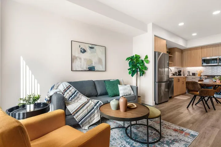 Apartamento de vacaciones para 2 personas, con balcón además de jacuzzi y piscina - 1