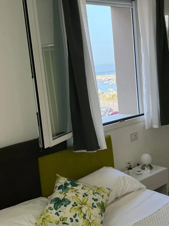 Apartamento de vacaciones para 3 personas, con vistas y balcón - 1