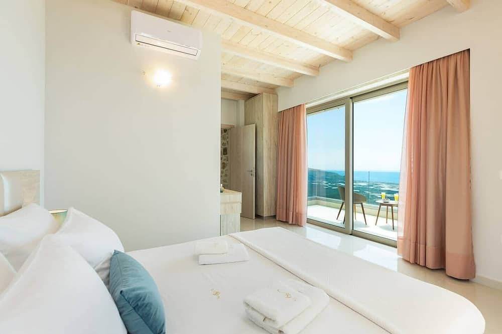Villa Daphne Private pool, sea view, luxury, Bbq in Falassarna, Chania und Umgebung