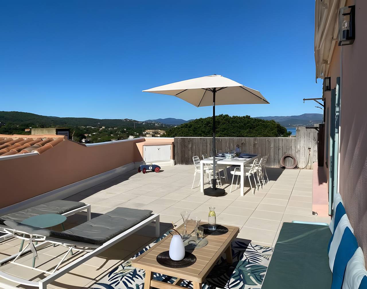Hel leilighet, Exceptional Apartment with Stunning Saint-Tropez View in Saint-Tropez, Middelhavskysten (Frankrike)