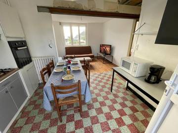 Location de vacances pour 9 personnes, avec terrasse à Cossé-le-Vivien