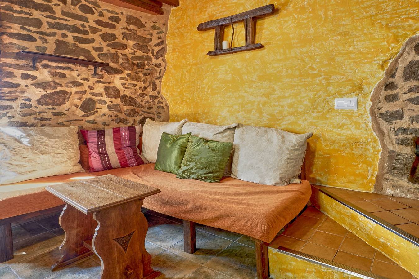 Maison de campagne "El Sardón I" avec vue sur la montagne, Wi-Fi et climatisation in Bembibre, Chaîne Cantabrique