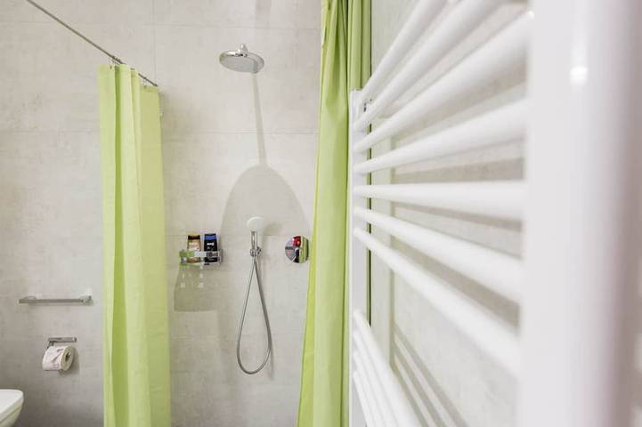 Apartamento entero, Apartamento en el centro del casco antiguo, estacionamiento subterráneo sin barreras disponible en la casa in Deutsches Eck, Coblenza