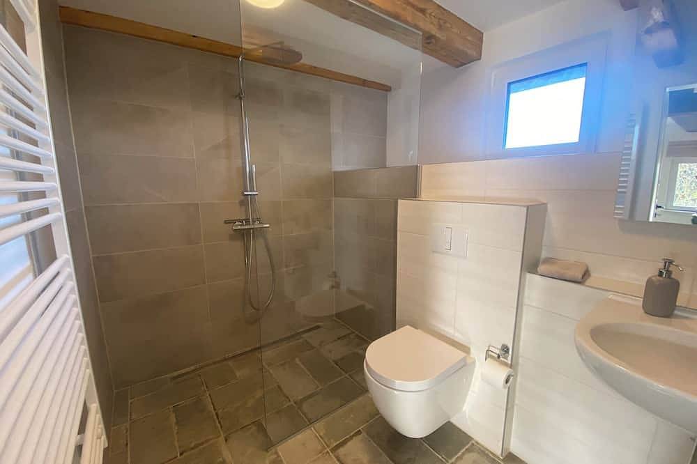 Ganze Wohnung, Ferienwohnung mit Flair am Kreßiner See in Walow, Mecklenburgische Seenplatte