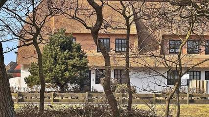 Ferienwohnung für 3 Personen, mit Balkon in Wenningstedt