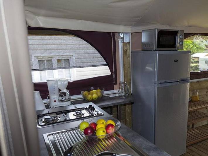 Camping Moulin de David - Safarizelt 5 personen - Lodge Niagara 40m² mit Bad (Samstag bis Samstag) in Gaugeac, Périgord Pourpre