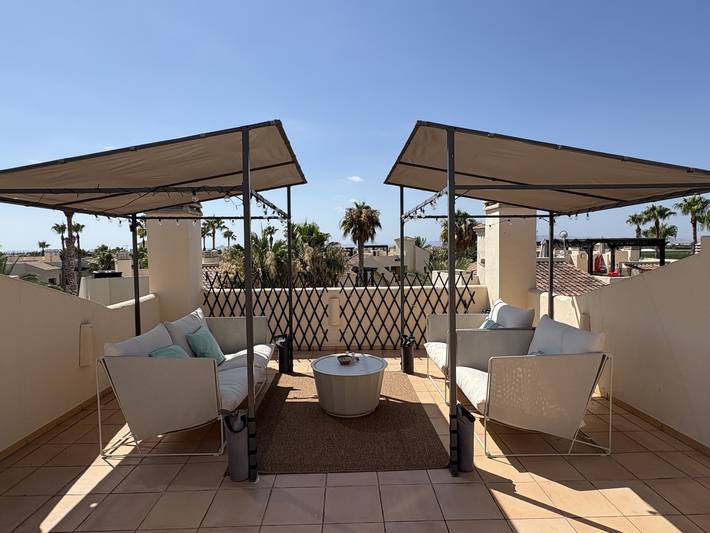 Apartamento para 4 personas, con Terraza además de Piscina y Vistas en Roda Golf