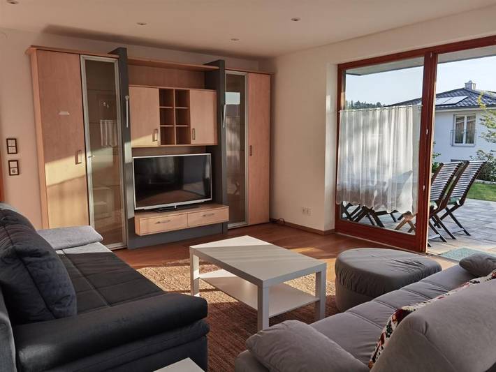 Ferienwohnung für 5 Personen, mit Terrasse und Garten sowie Ausblick