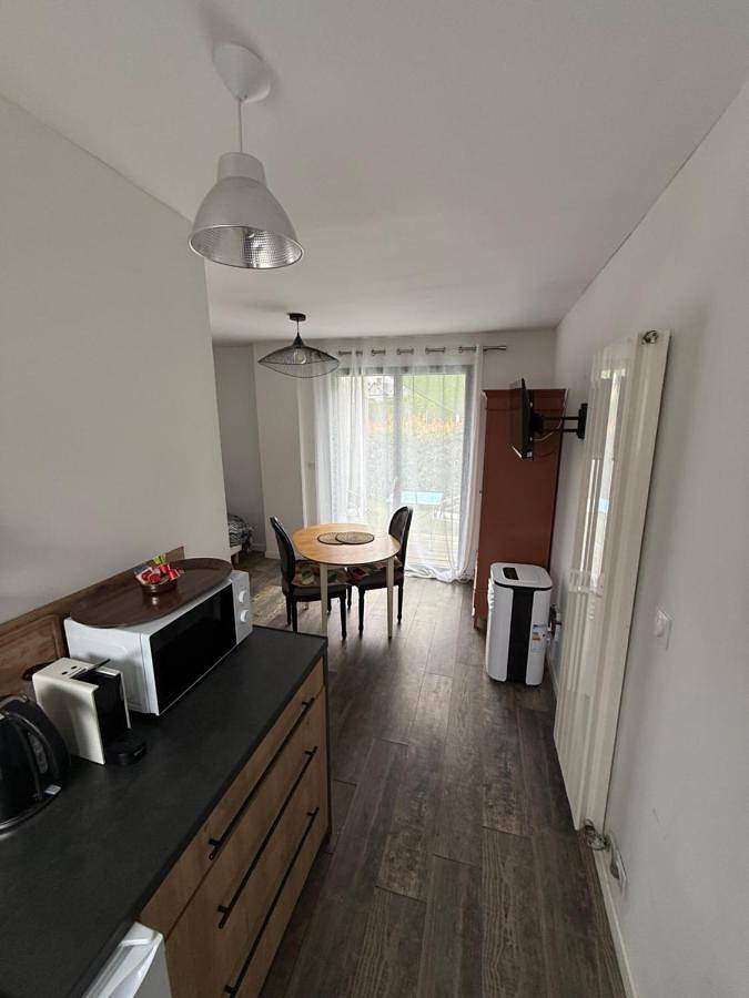 Appartement entier, L'Orée du Golf, studio 2 in Mont-Saint-Aignan, Région de Rouen