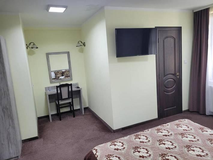 Hôtel pour 3 personnes, avec vue et jardin dans Deva (Roumanie) - 2