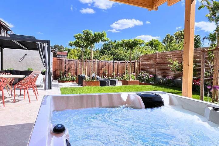 Ferienwohnung für 4 Personen, mit Garten und Whirlpool sowie Terrasse - 1