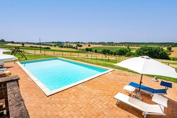 Ganze Wohnung, Ferienwohnung für 4 Personen mit Pool in Castiglione del Lago, Lago Trasimeno