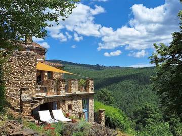 Cottage pour 8 personnes, avec vue et jardin à Sainte-Cécile-d'Andorge