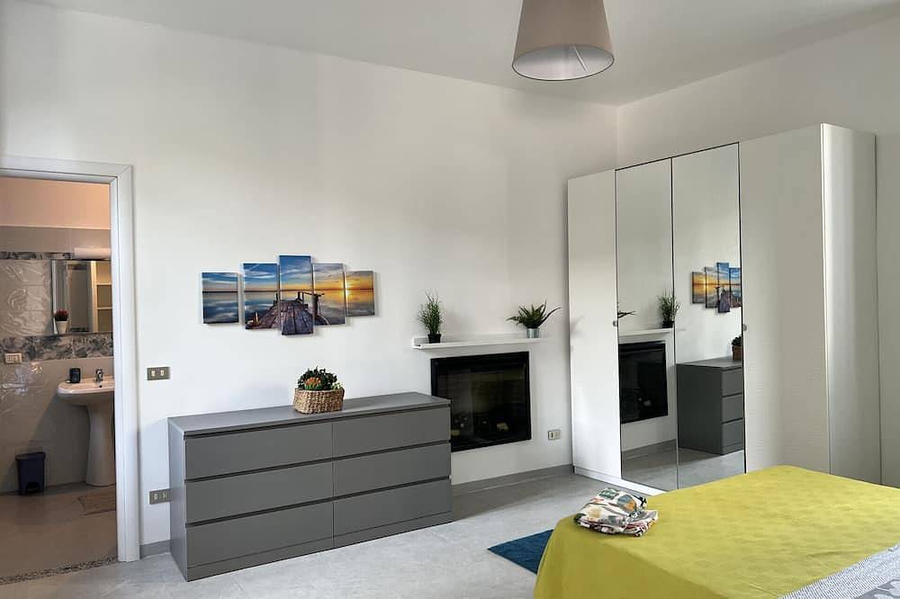 Ganze Wohnung, Bnbook Cascina Crennese 2 Trilocale con 2 bagni in Gallarate, Varese Provinz