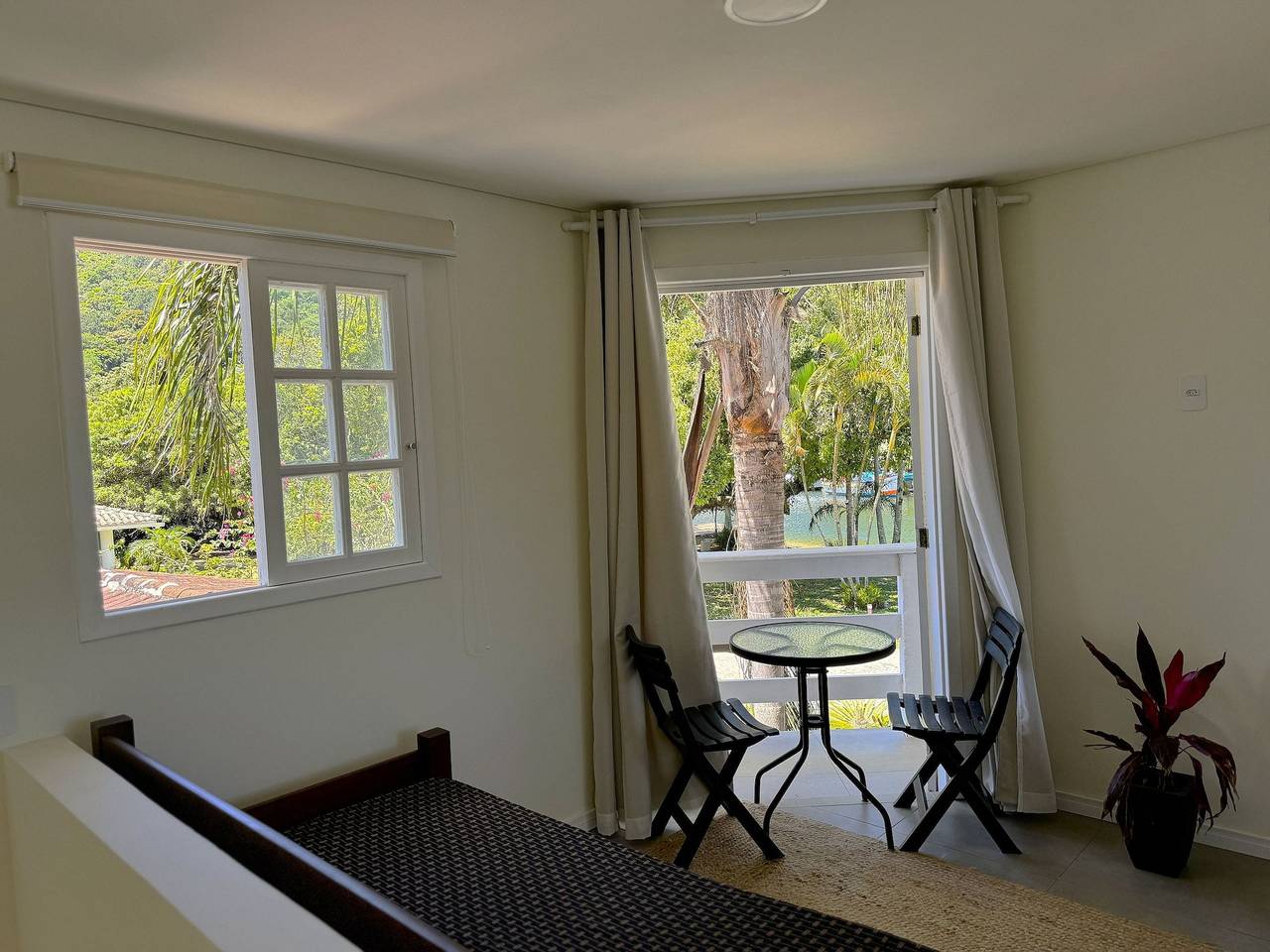 Entire studio, Studio 5 - Coqueiro - Quinta da Margem in Barra da Lagoa, Florianópolis