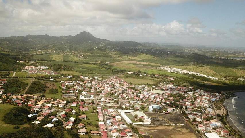 Gîte pour 2 personnes, avec jardin dans Pointe Faula - 4