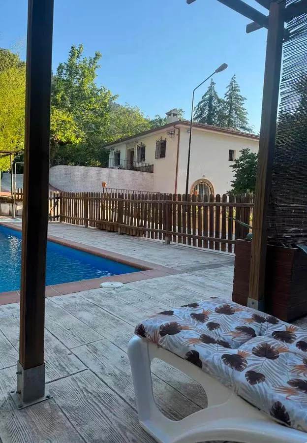 Villa für 10 Personen, mit Pool und Ausblick sowie Garten - 1