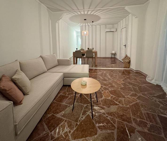 Ferienwohnung für 4 Personen, mit Ausblick und Balkon in Tolo