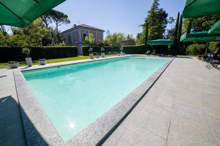 Location de vacances pour 4 personnes, avec jardin ainsi que piscine et vue à Loro Piceno - 4