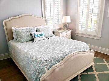 Vacation Home for 8 Guests in Clearwater Beach Island, Clearwater, Picture 2