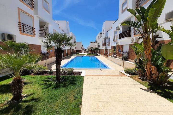 Holiday apartment for 4 people, with garden and balcony as well as pool - 1
