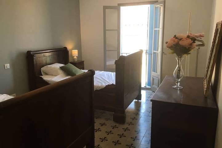 Location de vacances pour 12 personnes, avec jardin, animaux acceptés à Colombiers - 2