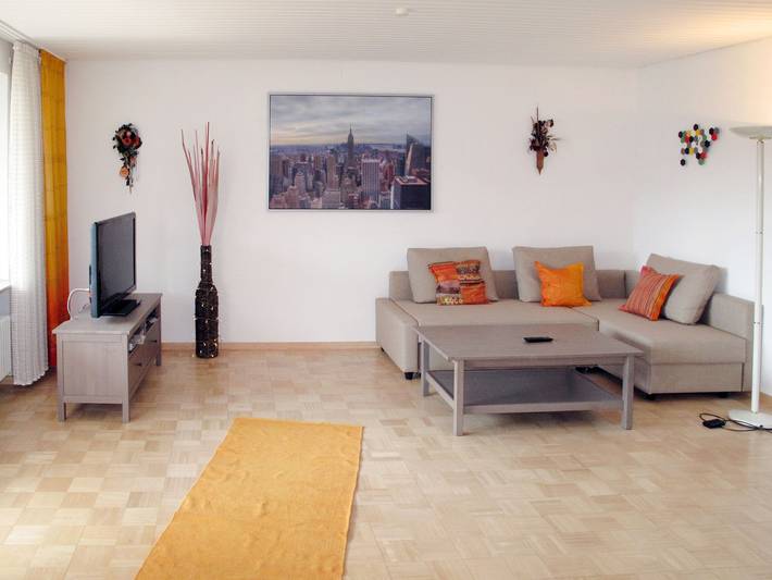 Ferienwohnung für 6 Personen, mit Balkon und Terrasse sowie Garten in Friesenheim - 2