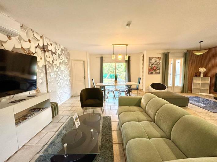 Location de vacances pour 6 personnes, avec jardin et piscine, animaux acceptés à Notre-Dame-de-Sanilhac - 4