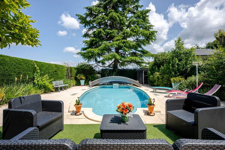 Villa para 6 pessoas, com Varanda e Jardim em Saboia