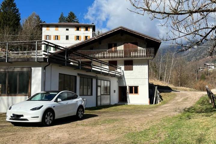 Ganze Wohnung, Chalet Francesca - Zuflucht in den Dolomiten in Pieve di Cadore, Östliche Dolomiten